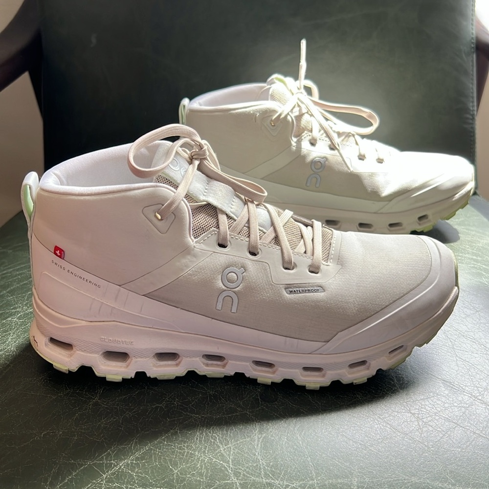 On Cloudroam Waterproof Women's Trail Shoes - Picture 4 of 14